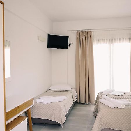 Stavros Beach Hotel Esterno foto