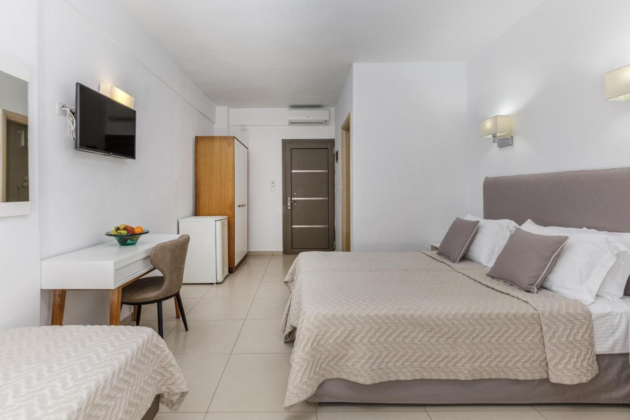 Stavros Beach Hotel Esterno foto