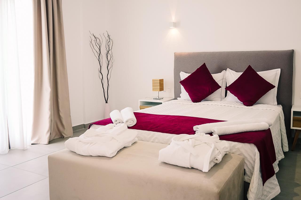 Stavros Beach Hotel Esterno foto